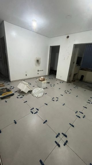 Solador y alicatador profesional tarima laminado