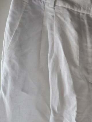 Pantaloni bianchi in lino