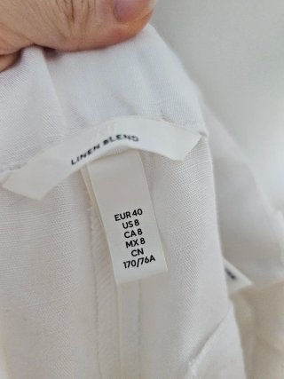Pantaloni bianchi in lino