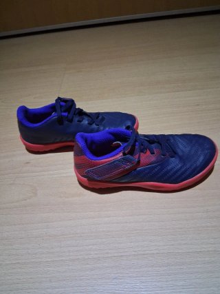 Botas de fútbol niño talla 28 Kipsta