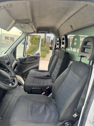 IVeco Daily, caja cerrada, caja ligera
