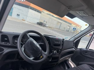 IVeco Daily, caja cerrada, caja ligera