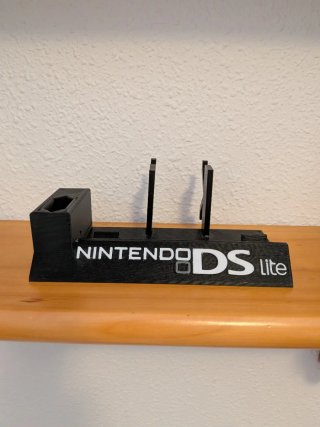 Supporto per caricatore Nintendo DS Lite