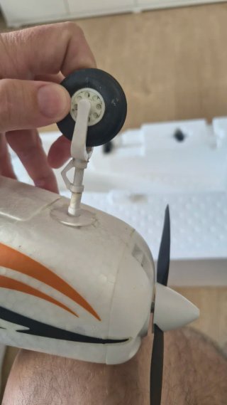 Avión RC Ranger 850mm FMS
