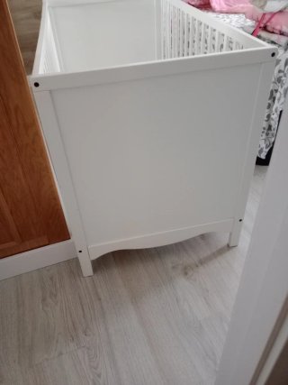 Cuna de bebé blanca ikea