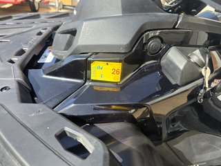 Can-Am Outlander 1000 MAX XTP Quad
