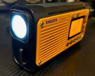 Radio XHDATA D-608WB