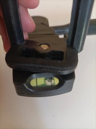 Soporte Móvil Trípode Nivel Burbuja