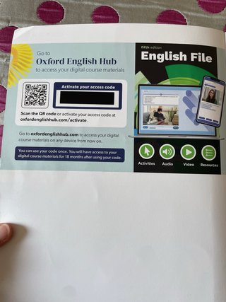 English File 5th Edition B1. Student's Book and...