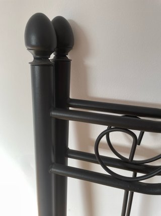 Cabeceros de metal negro