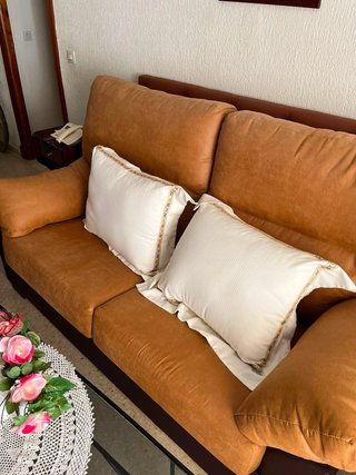 Conjunto Sofá y Sillones