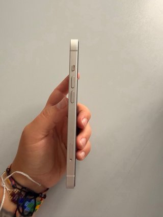 iPhone 13 Blanco de 128 GB.