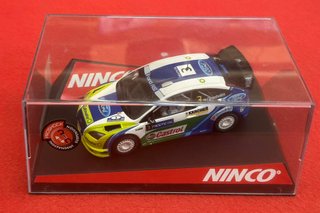 FORD FOCUS WRC "FINLANDIA 2006" GRONHOLM (NINCO)