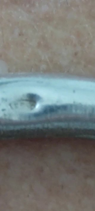 Bracciale rigido  Argento diametro circa 7 cm.
