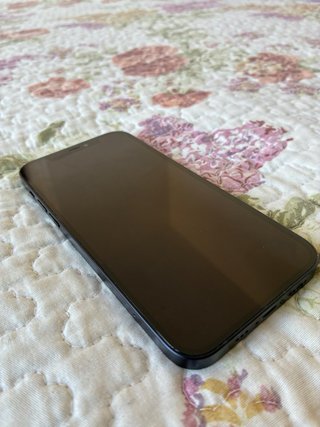 iPhone 12 64GB con caja y funda