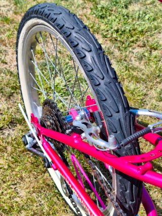 Bicicleta iniña 20 pulgadas B'TWIN