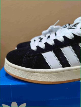 Adidas Campus Talla 39 Negras y Blancas