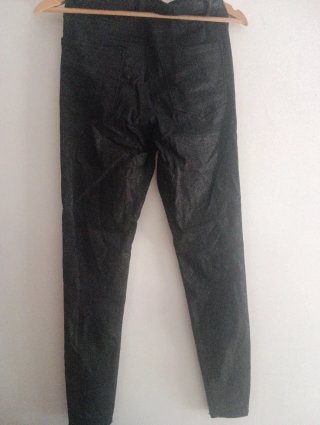 Pantalones negros con brillantina