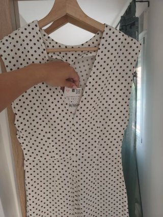 Vestido Zara lunares blanco y negro Talla S