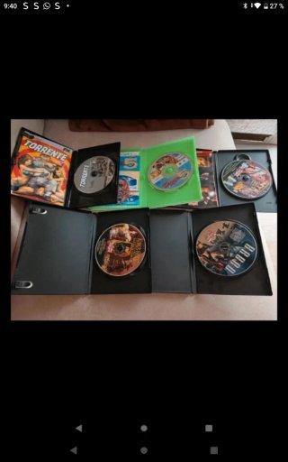 Lote 4 juegos PC y el de Torrente de regalo