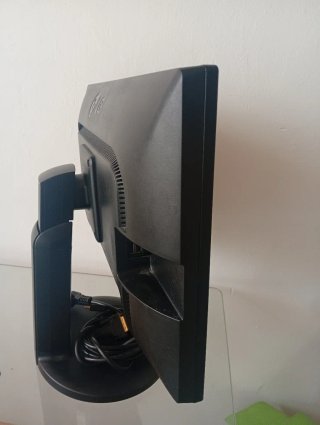 Monitor LG 20"