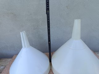 Lotto 2 Imbuti Vino Olio Diametro 30cm