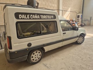 Renault Express 1.9D Completa, Ideal Reparar