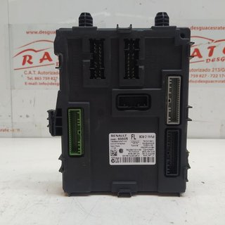 RENAULT MEGANE IV BERLINA 5P GT-Line CAJA RELES / FUSIBLES