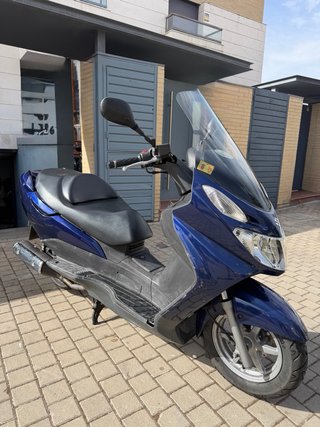 Suzuki Burgman 125 Azul