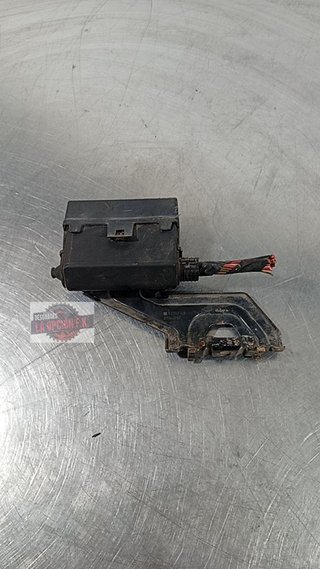 CAJA RELES / FUSIBLES Opel Meriva (2003->)