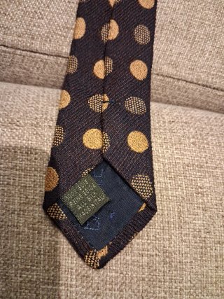 Corbata Furest con Puntos Dorados