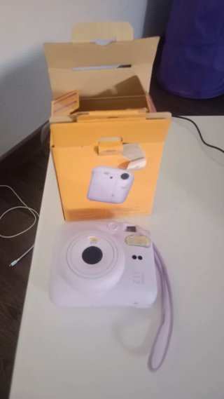 Cámara Fujifilm Instax Mini 12
