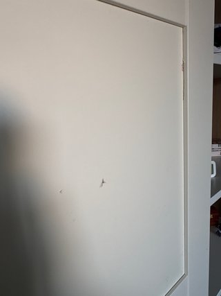 Armario Ikea PAX 100x202x35 de fondo con puertas