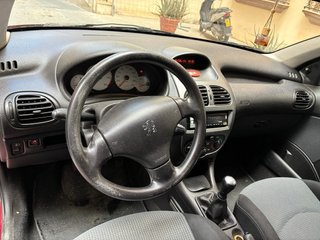 Peugeot 206 2003