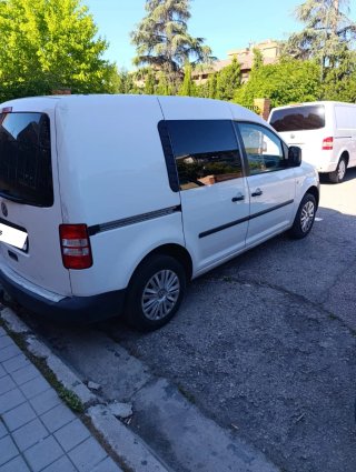 Volkswagen Caddy 2011