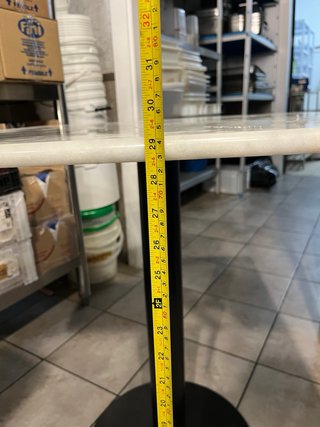 Mesa de mármol cuadrada