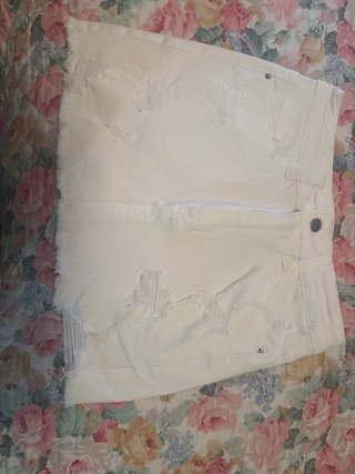 Minigonna jeans bianca strappata