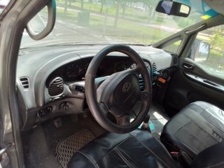 Hyundai H-1 2000 con avería desconocida