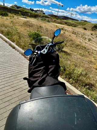 Kawasaki J300 ABS Maxi Scooter