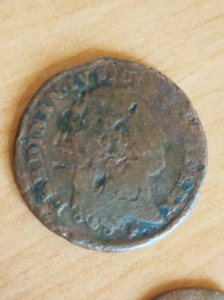 Moneta antica in bronzo