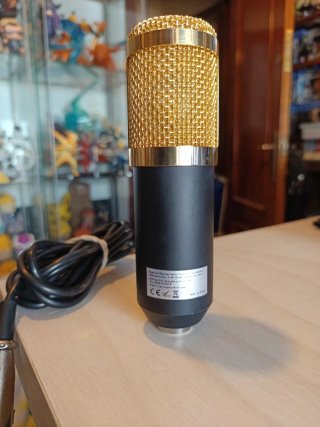 Micrófono BM-800 Dorado y Negro