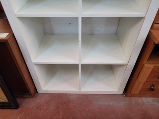 ESTANTERÍA KALLAX IKEA