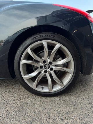 Peugeot RCZ 2013