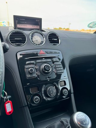 Peugeot RCZ 2013