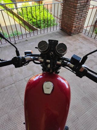 Honda CB250 Two-Fifty Naked