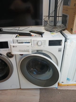 Lavadora LG Direct Drive 8kg Steam