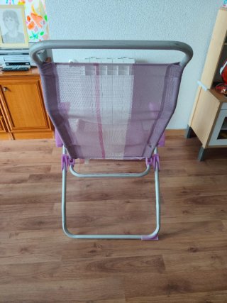 Silla de playa plegable púrpura y beige