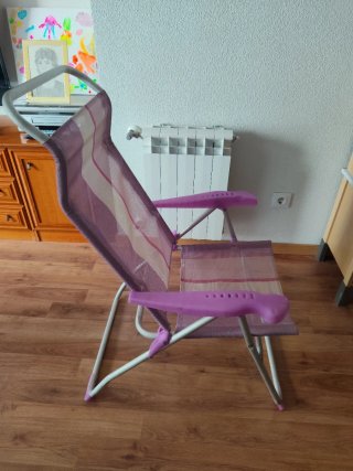Silla de playa plegable púrpura y beige