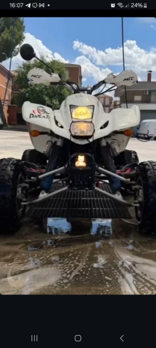 Cuatrimoto Suzuki LTZ 400