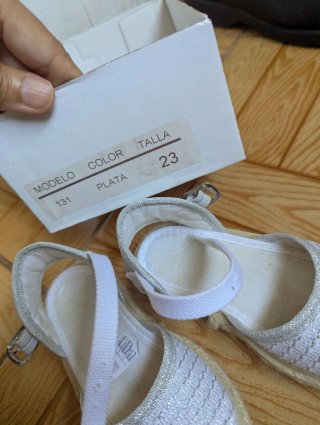 Sandalias esparto plateadas niña
